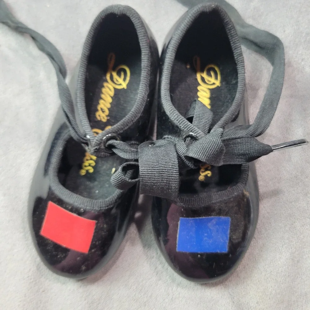 Dance Class T100 Girls Black Patent Ribbon Tie Tap Shoes‎ Size 6 Toddler